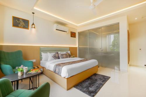 hotel comfort court