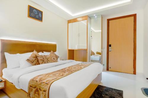 hotel comfort court