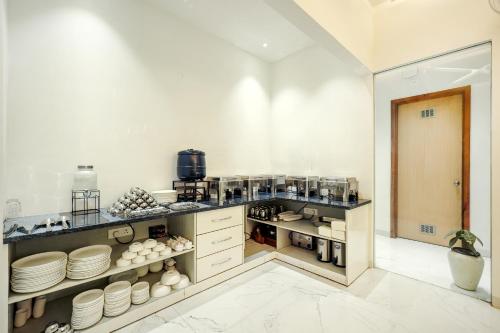 hotel comfort court