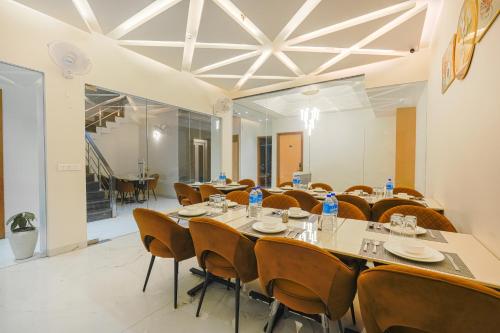 hotel comfort court