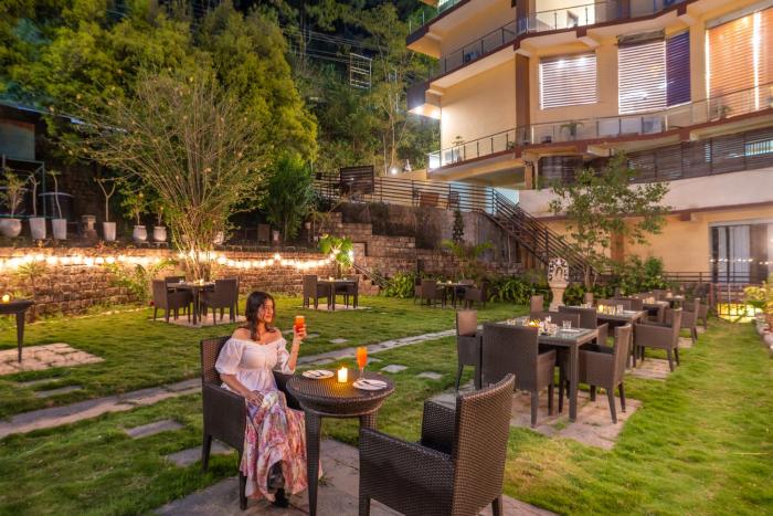 white panda hotels karnika resort