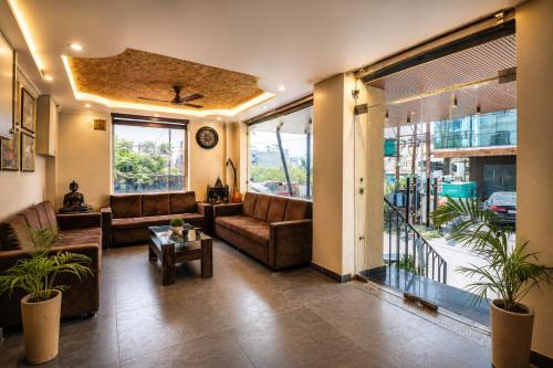 hotel ganga palace near har ki pauri 1 5km