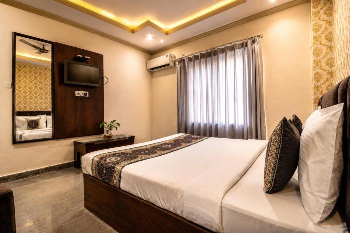 hotel ganga palace near har ki pauri 1 5km
