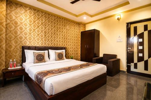 hotel ganga palace near har ki pauri 1 5km