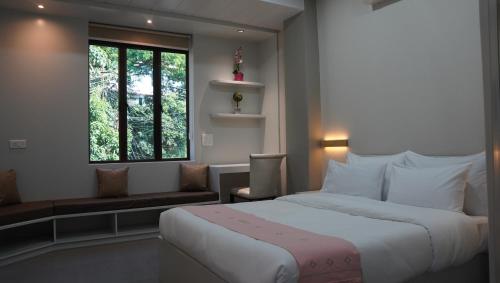 hotel jay jay