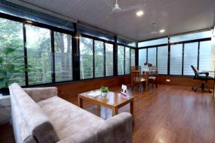 luxe villa kandivali east