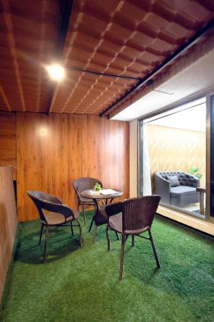 Signature Suites - Gagal Home,,5 star