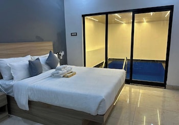 Sarang Resort Varkala By Voye Homes,,4 star