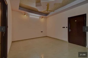 Hotel D7,,2 star