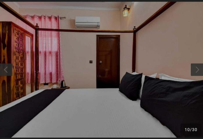 hotel d7