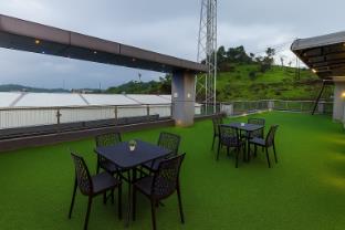 Hotel Chaitanya Inn,,3 star