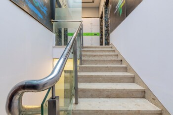 De Classico Hotel - Lokhandwala,,3 star