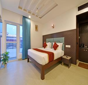 akg hotel
