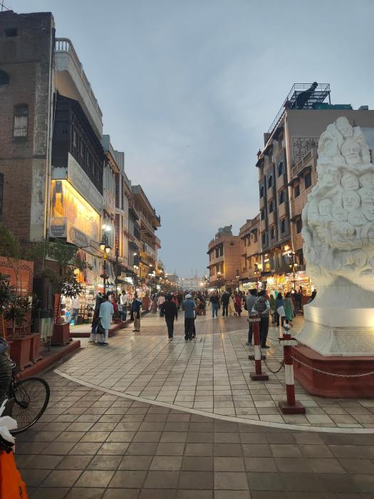 hotel pilgrim near golden temple