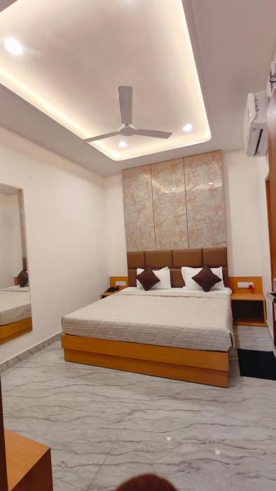 hotel pilgrim near golden temple