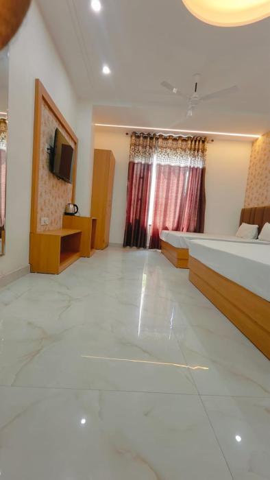 hotel pilgrim near golden temple