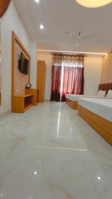 hotel pilgrim near golden temple