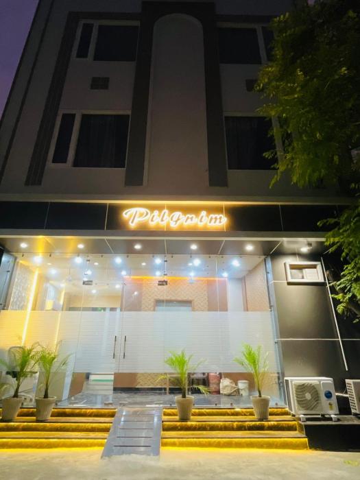 hotel pilgrim near golden temple