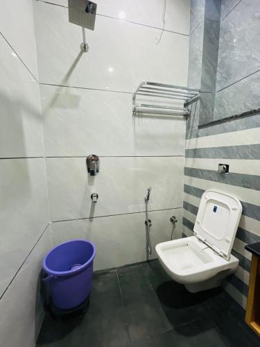 hotel pilgrim near golden temple