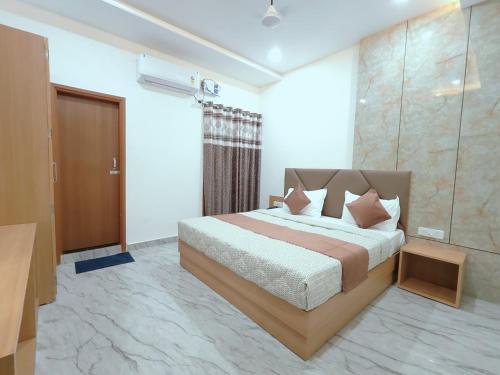 hotel pilgrim near golden temple