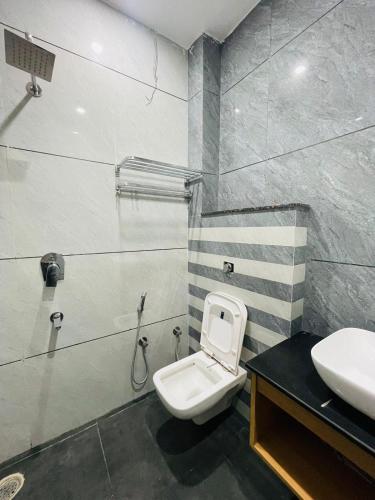 hotel pilgrim near golden temple