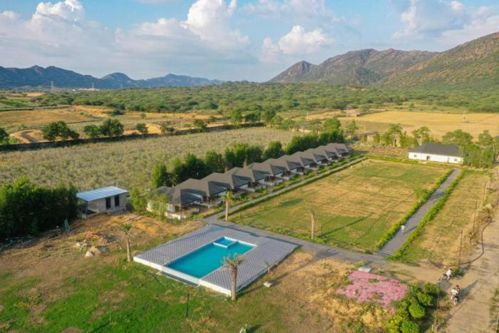 orchards verdant resort pushkar