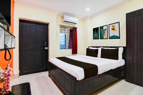 Hotel O Bhubaneswar Barang Railway Station,Plot No. 4, Near Nk Police Station, Nandankanan Road, Raghunathpur,3 star