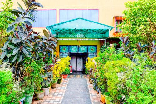 hotel o bhubaneswar barang railway station
