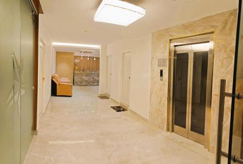 starlight hotels t nagar