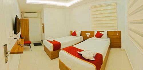 starlight hotels t nagar