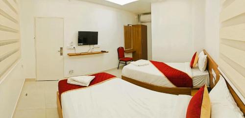 starlight hotels t nagar