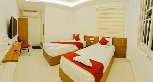 starlight hotels t nagar