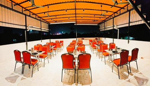 starlight hotels t nagar