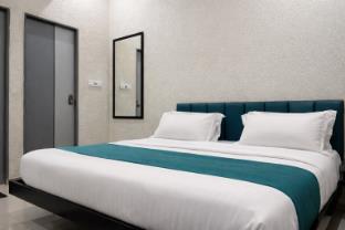 hotel blueberry bhedaghat
