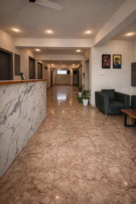 hotel blueberry bhedaghat