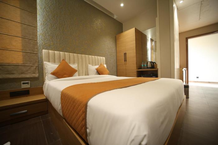 elight inn hotel