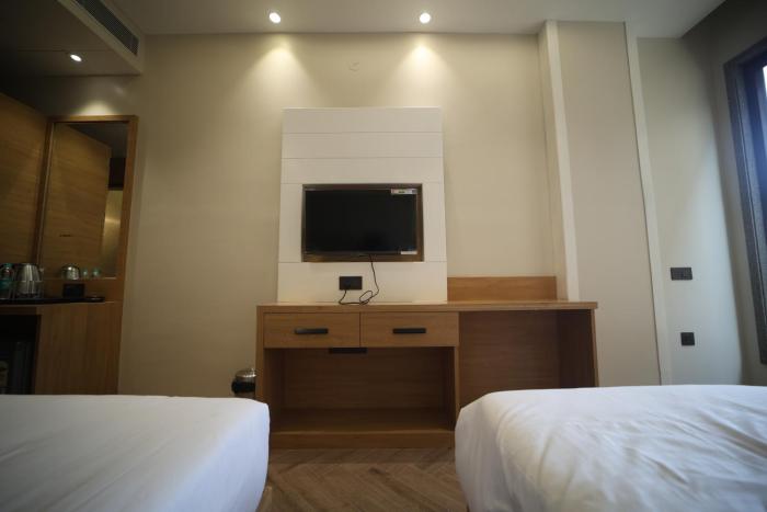 elight inn hotel