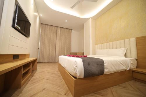 elight inn hotel