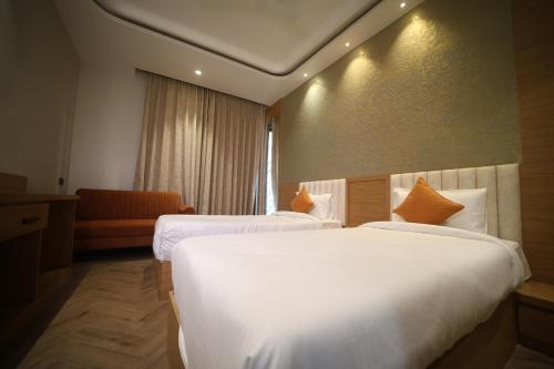 Elight Inn Hotel,,4 star