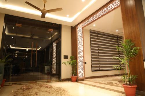elight inn hotel