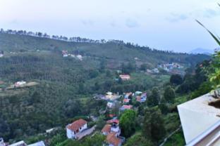 the hills edge