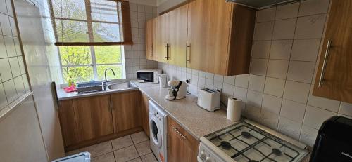 elegant 1 bed flat sleeps 5 london nw6 5 mins to jubilee bakerloo and overground lines