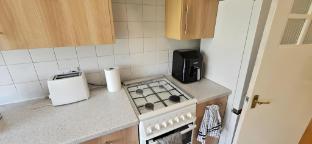 elegant 1 bed flat sleeps 5 london nw6 5 mins to jubilee bakerloo and overground lines
