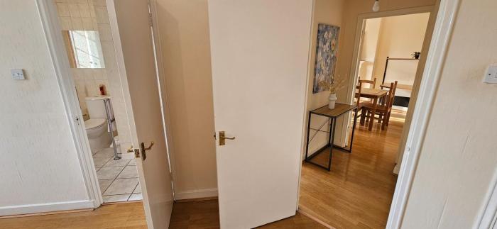elegant 1 bed flat sleeps 5 london nw6 5 mins to jubilee bakerloo and overground lines