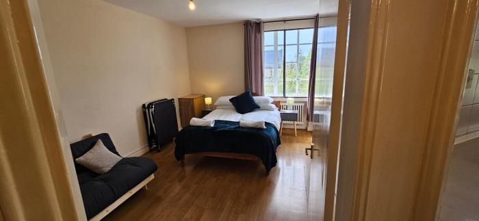 elegant 1 bed flat sleeps 5 london nw6 5 mins to jubilee bakerloo and overground lines