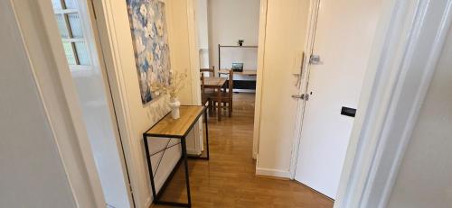 elegant 1 bed flat sleeps 5 london nw6 5 mins to jubilee bakerloo and overground lines