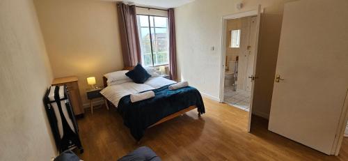 elegant 1 bed flat sleeps 5 london nw6 5 mins to jubilee bakerloo and overground lines