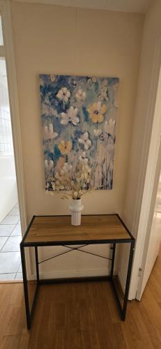 elegant 1 bed flat sleeps 5 london nw6 5 mins to jubilee bakerloo and overground lines