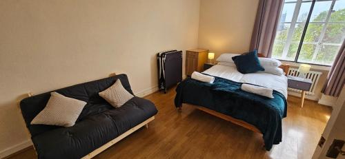 elegant 1 bed flat sleeps 5 london nw6 5 mins to jubilee bakerloo and overground lines