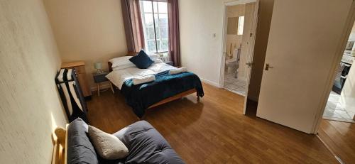 elegant 1 bed flat sleeps 5 london nw6 5 mins to jubilee bakerloo and overground lines